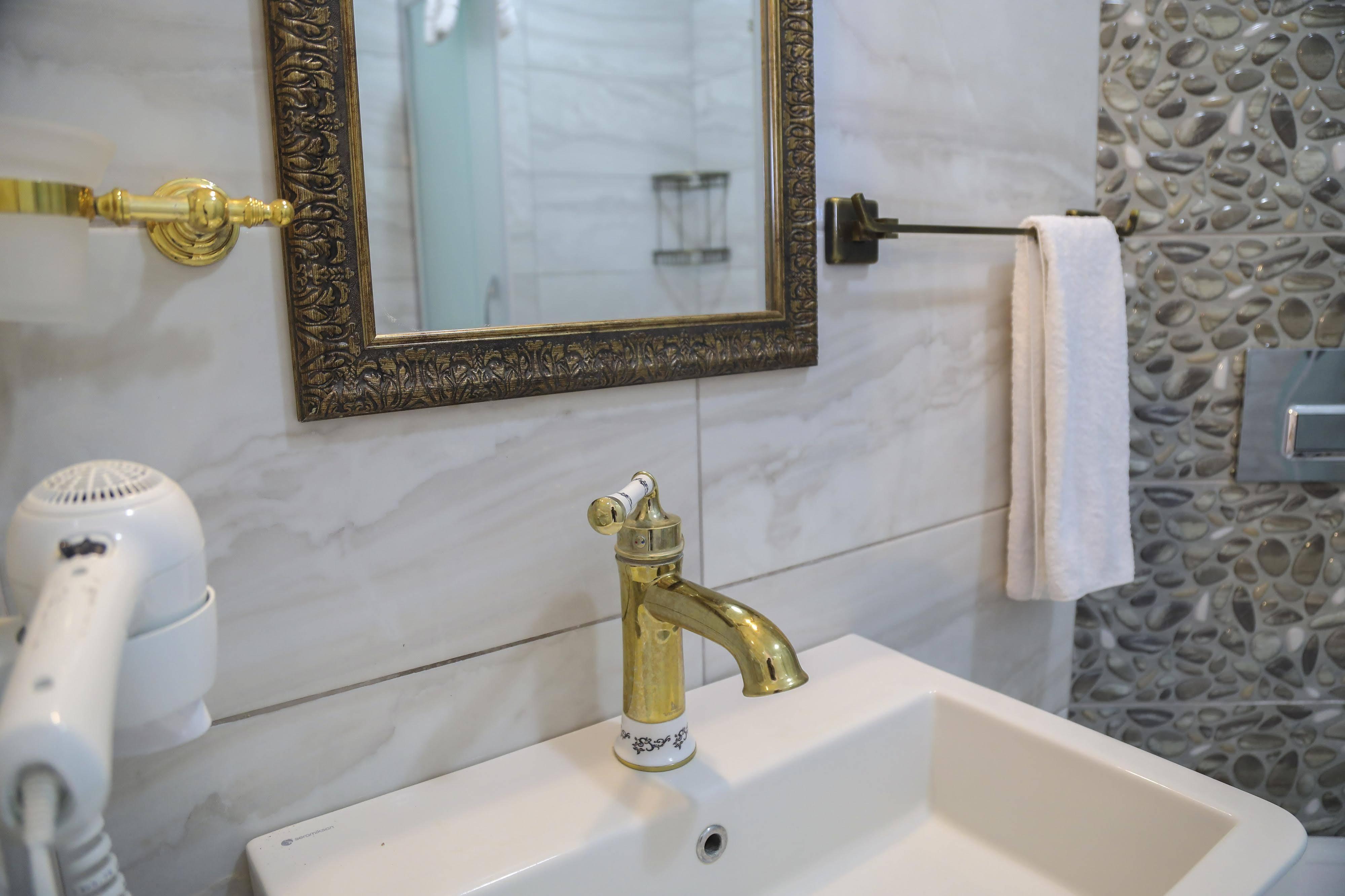 Aksu Hotel אלאקאטי מראה חיצוני תמונה