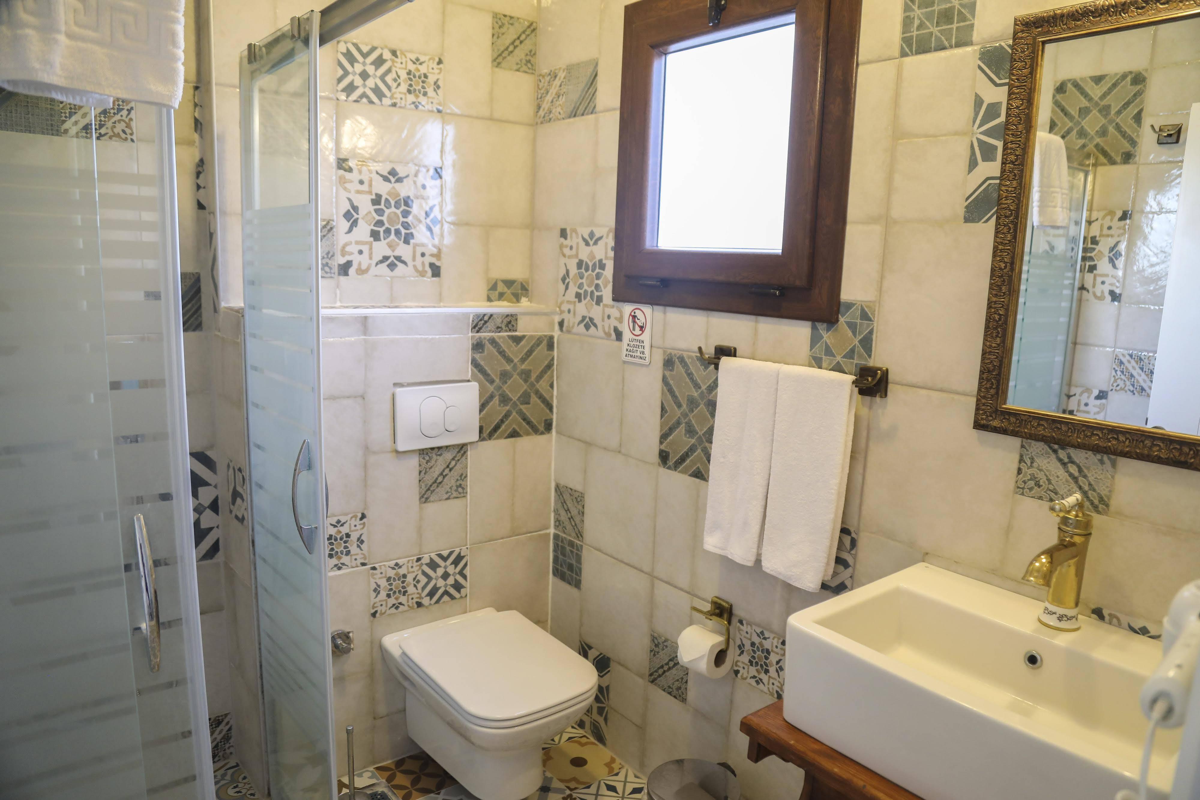 Aksu Hotel אלאקאטי מראה חיצוני תמונה