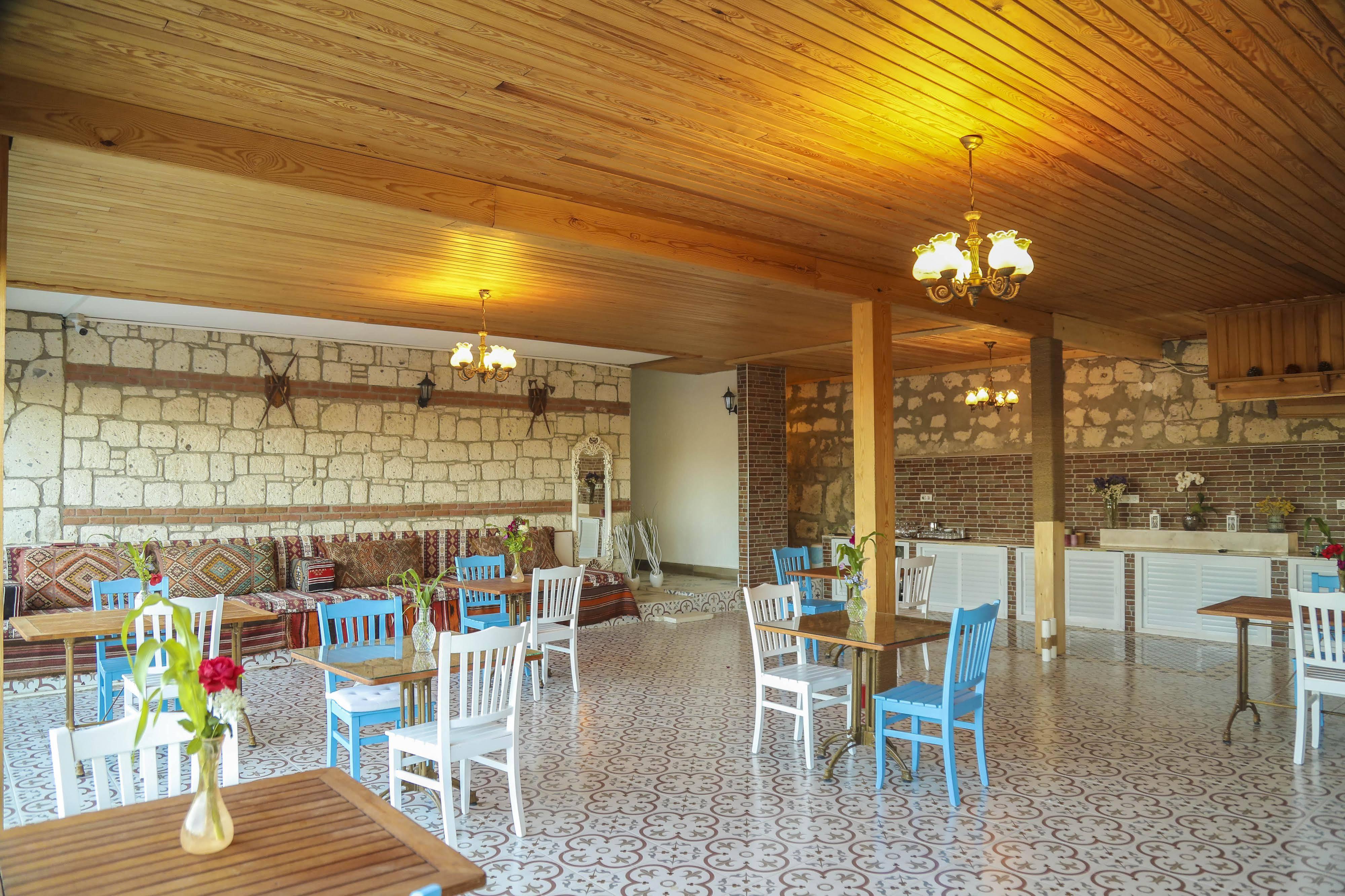 Aksu Hotel אלאקאטי מראה חיצוני תמונה