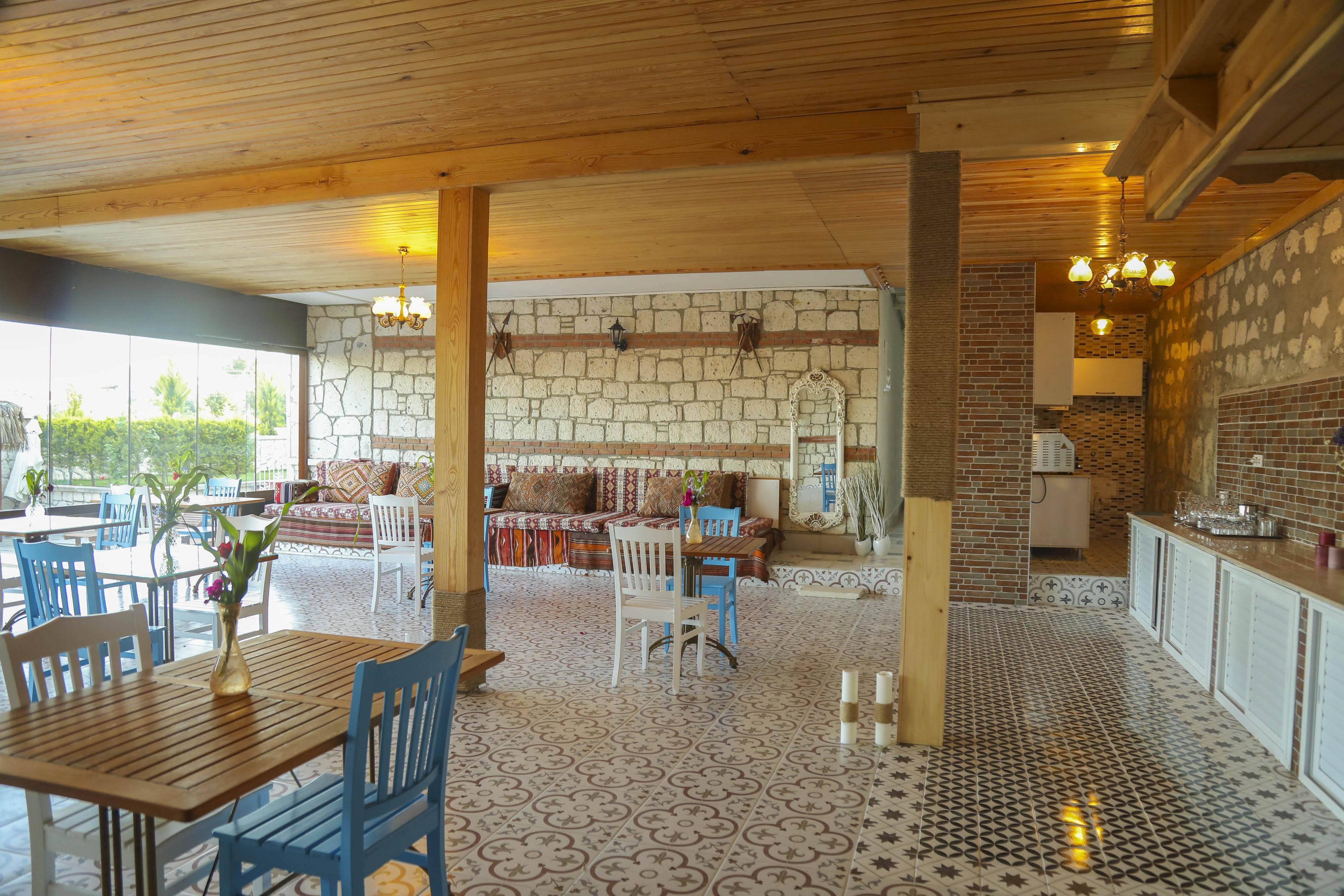 Aksu Hotel אלאקאטי מראה חיצוני תמונה
