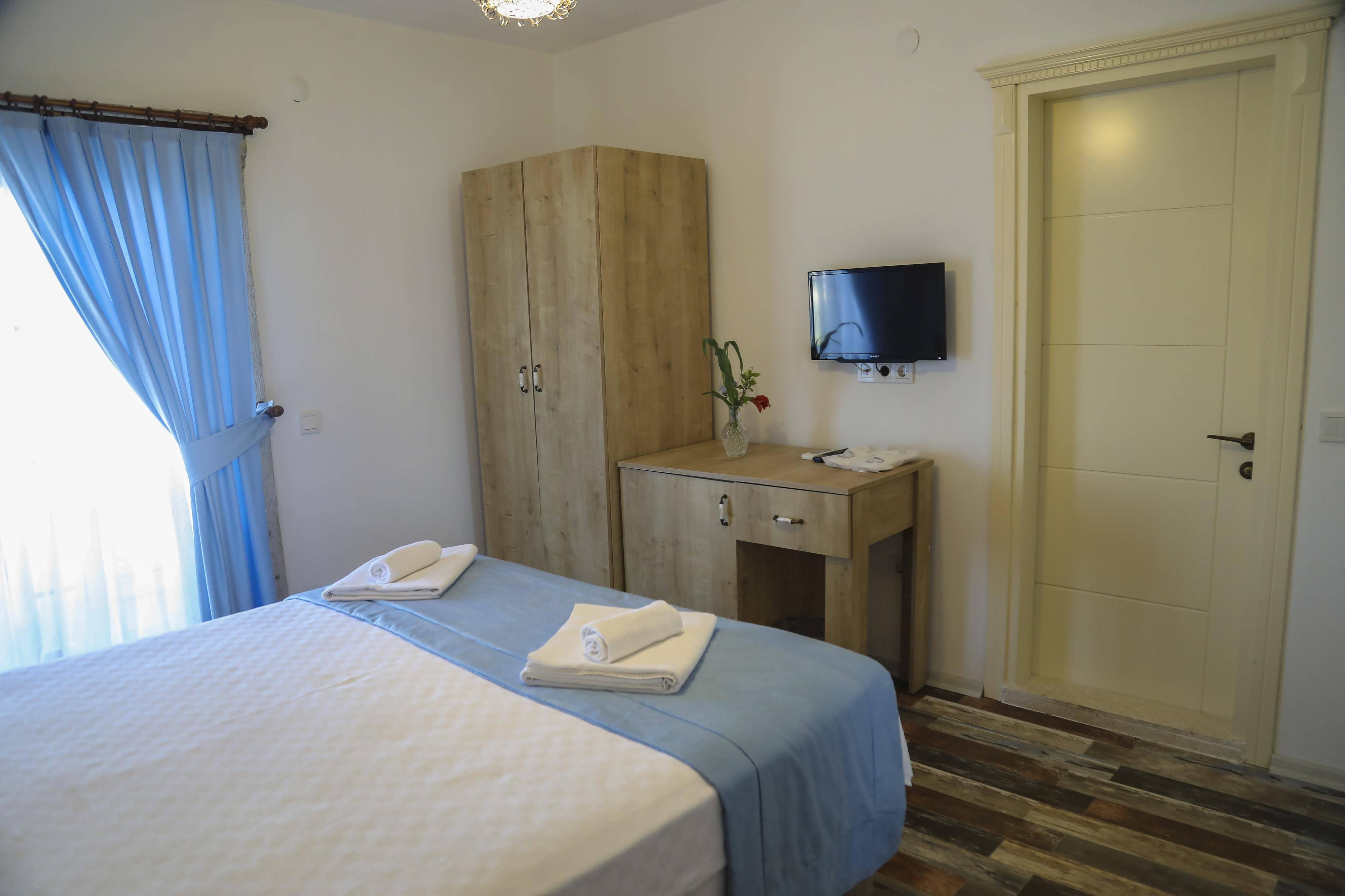 Aksu Hotel אלאקאטי מראה חיצוני תמונה