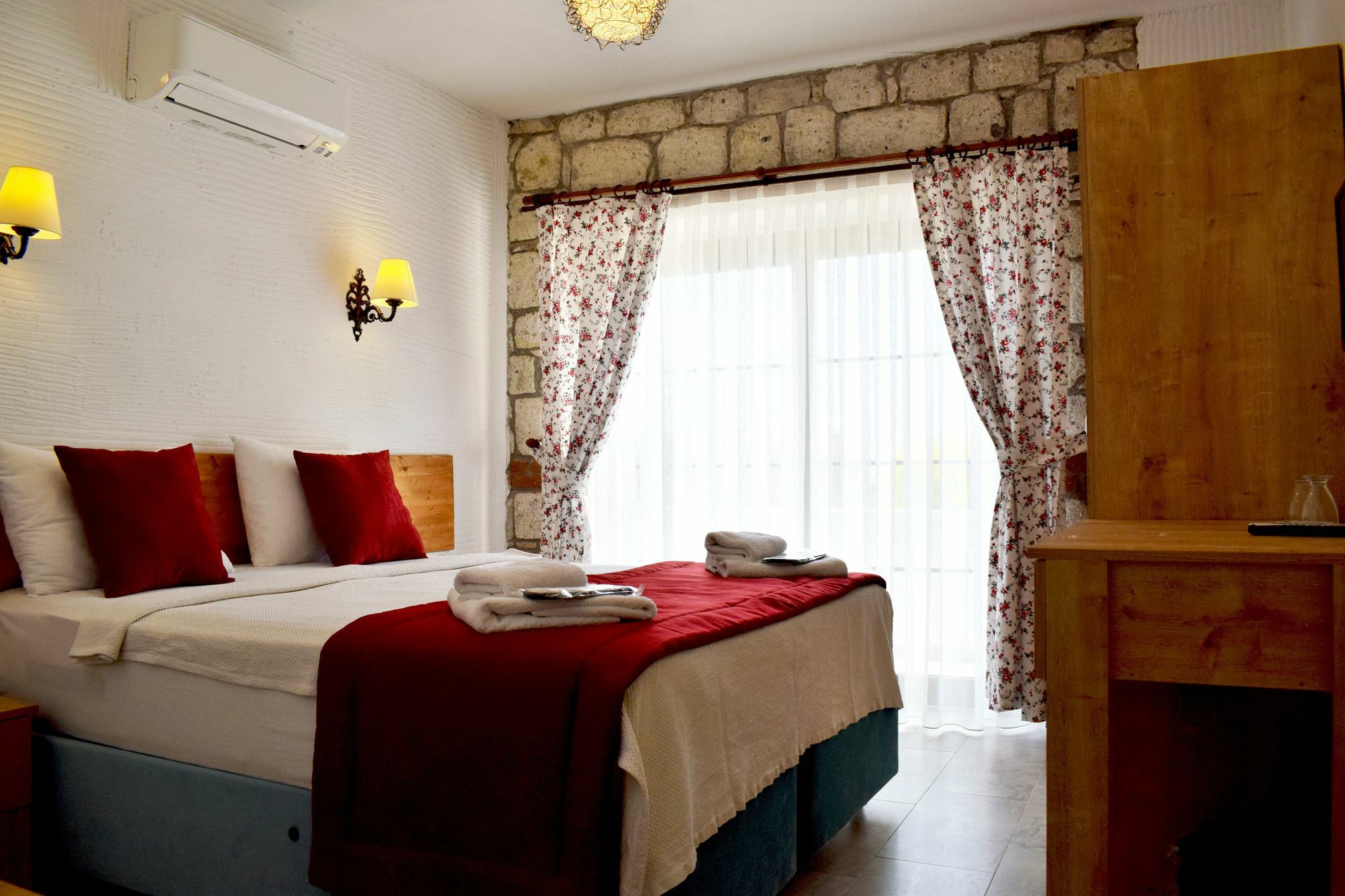 Aksu Hotel אלאקאטי מראה חיצוני תמונה