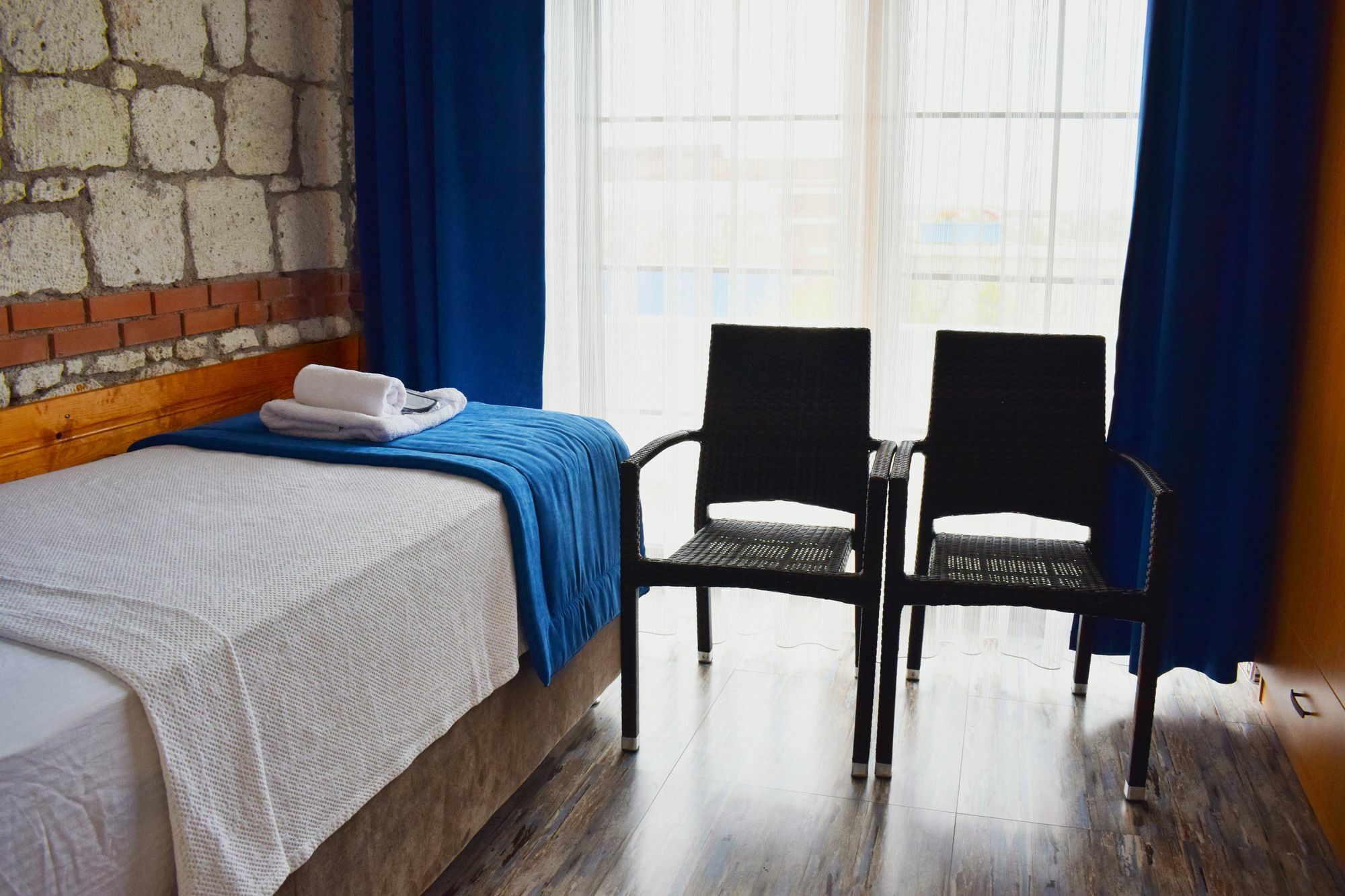 Aksu Hotel אלאקאטי מראה חיצוני תמונה