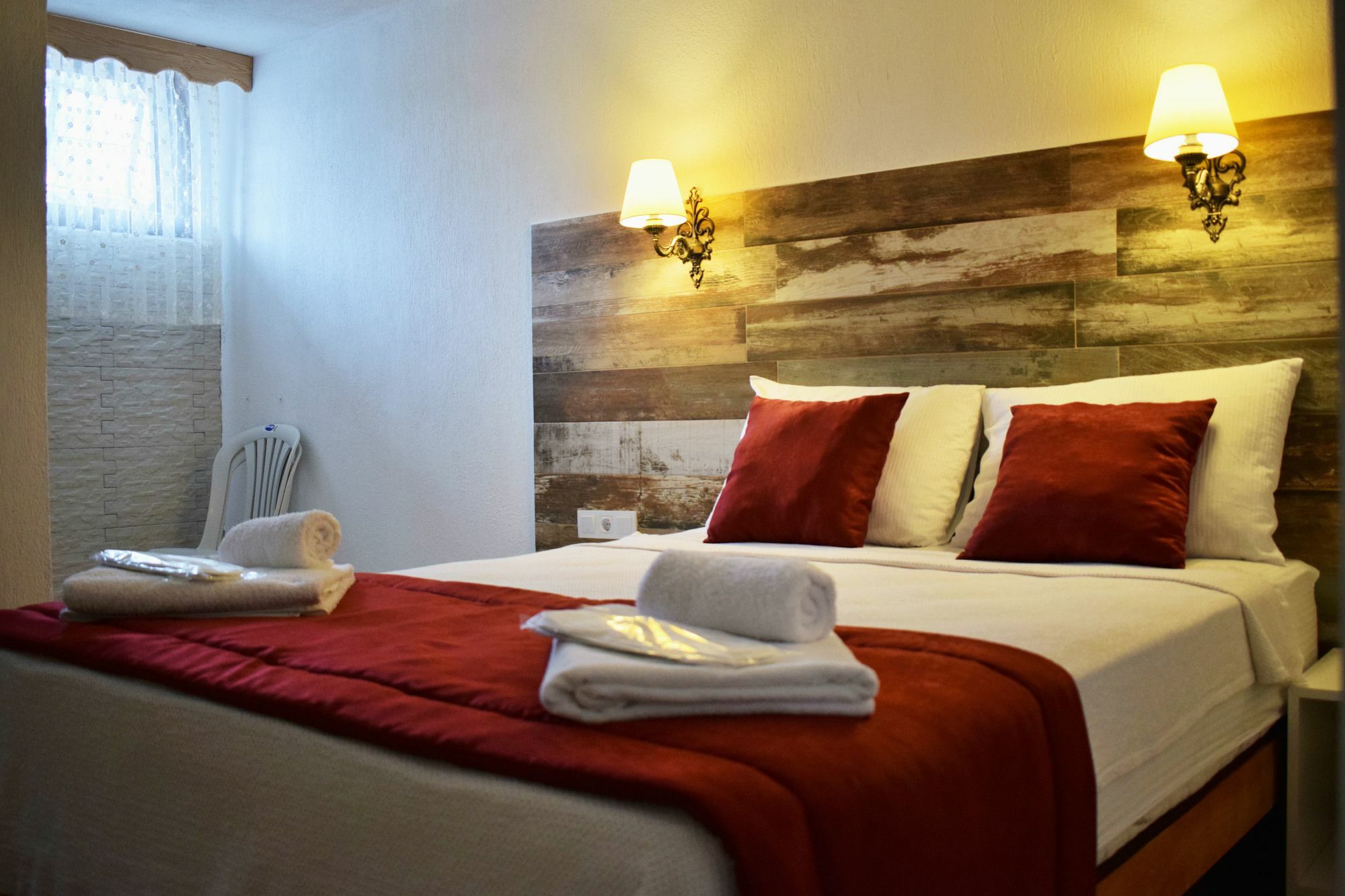 Aksu Hotel אלאקאטי מראה חיצוני תמונה